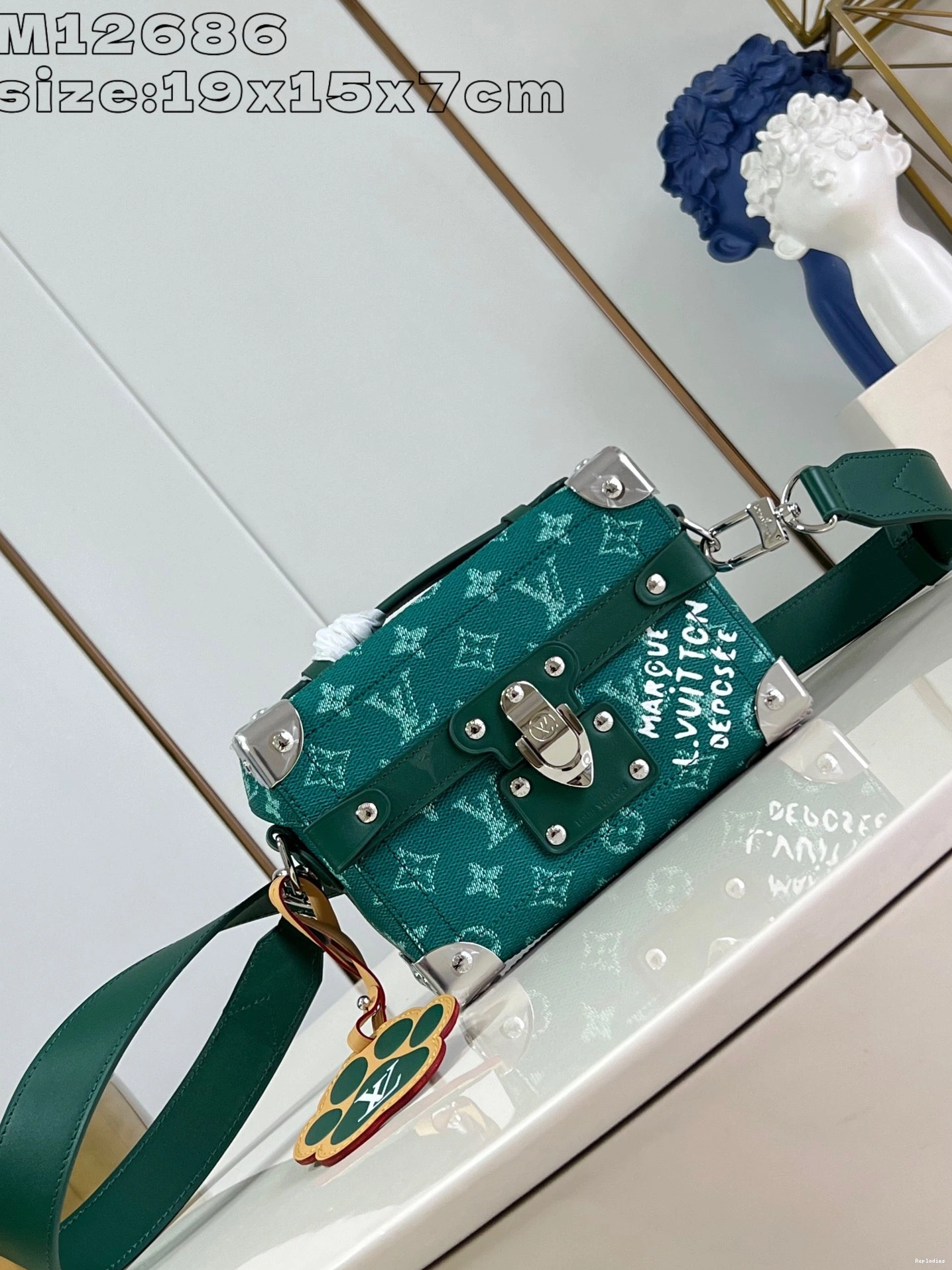 Cheap Trunk-19*15*7CM VUITTON Soul LOUIS 0802